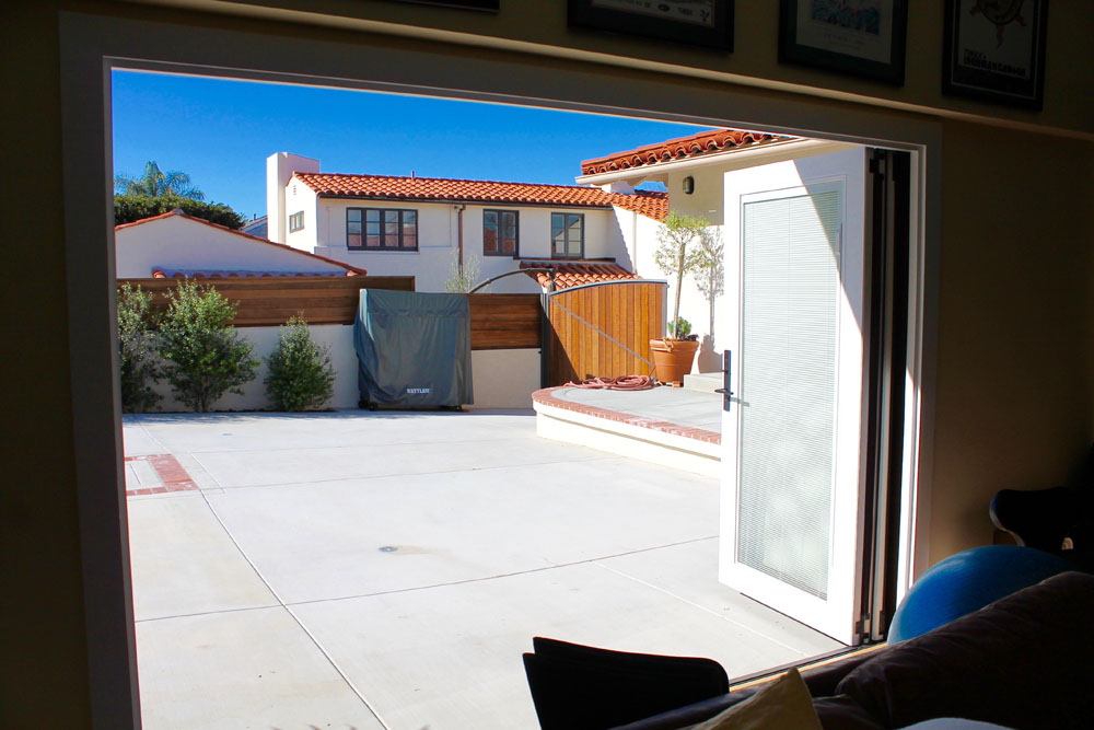 Three-panel Bi-fold door in Palos Verdes Estates