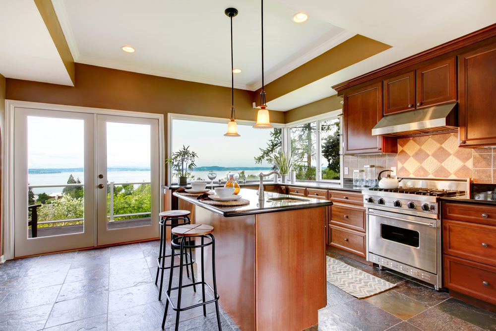 Choosing the Best Style for Your Kitchen Windows